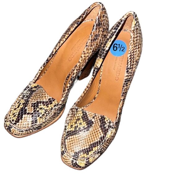 ✨ Bernardo Snake Skin Chunk Heel ✨ - Picture 5 of 7